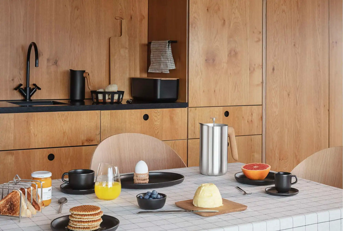 Transform Your Cooking Space: 5 Modern Kitchenware Must-Haves