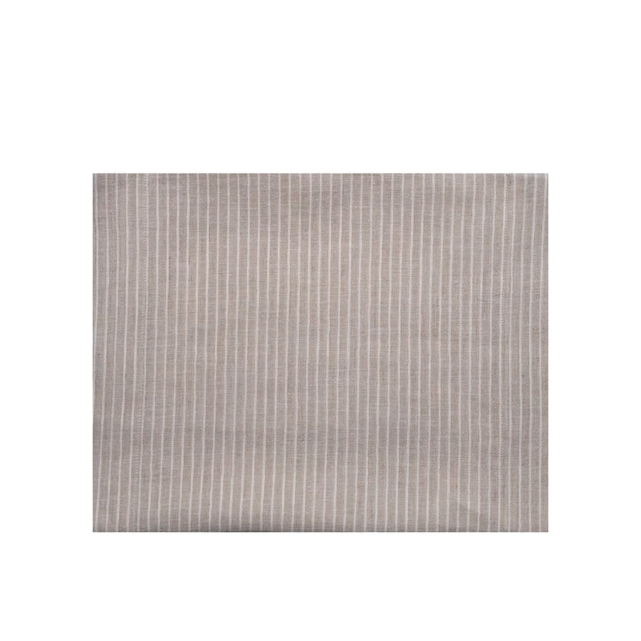 22 Maggio Istanbul Suolo Linen Tablecloth-Rectangular gray woven placemat on a white background