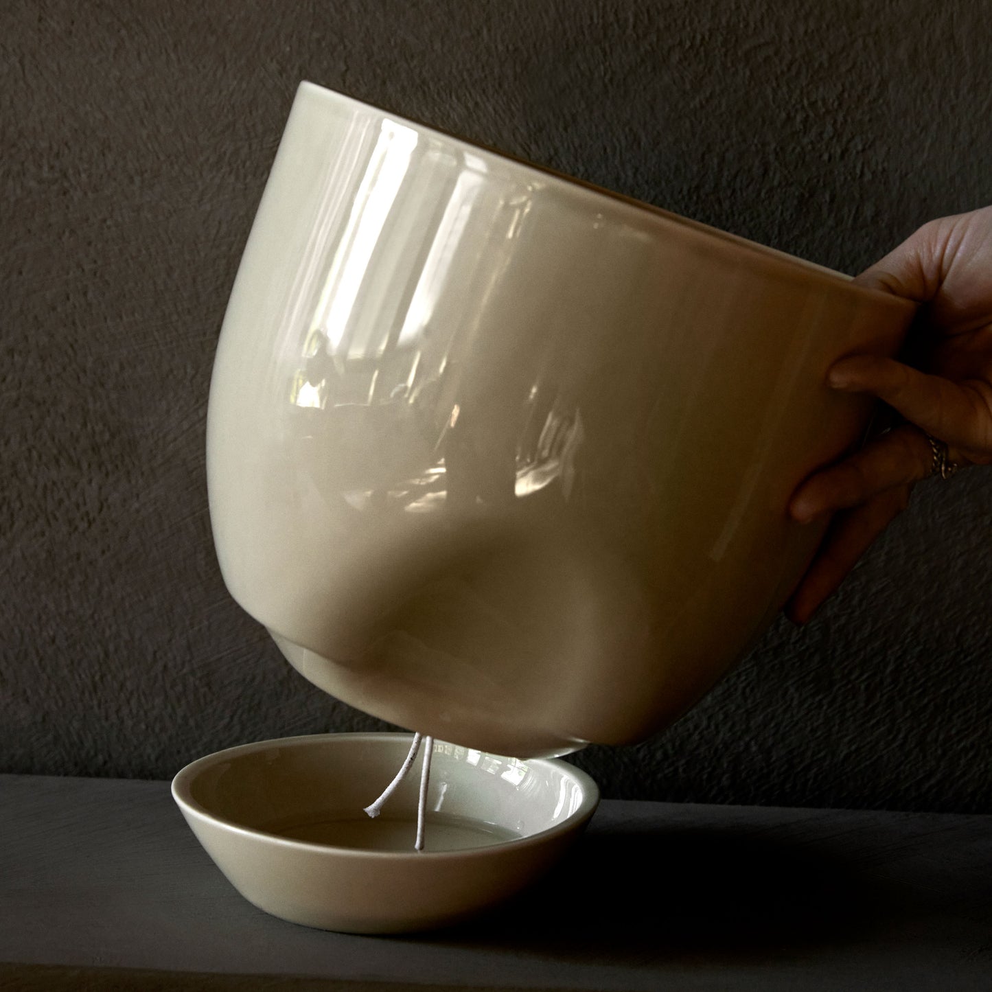 Hydrous Planter Ashen