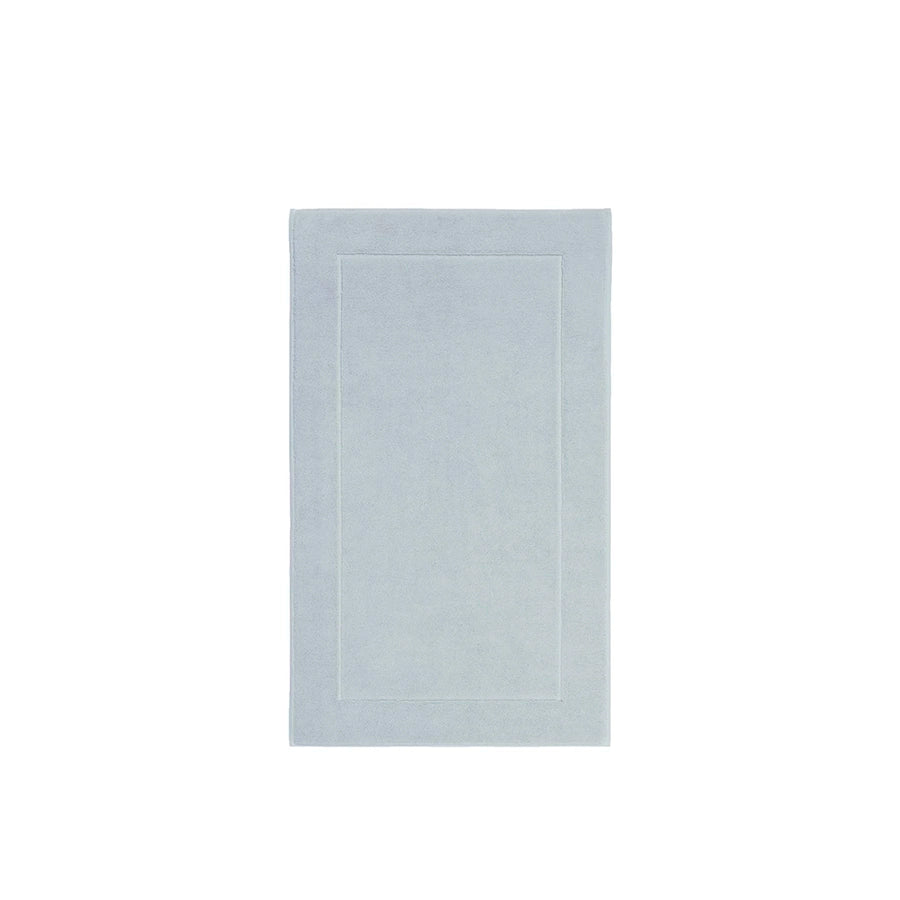 Aquanova London Bath mat-Rectangular light gray rug on a white background
