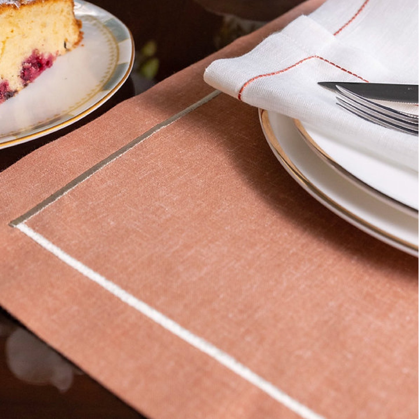 Dining table cloth, placemat