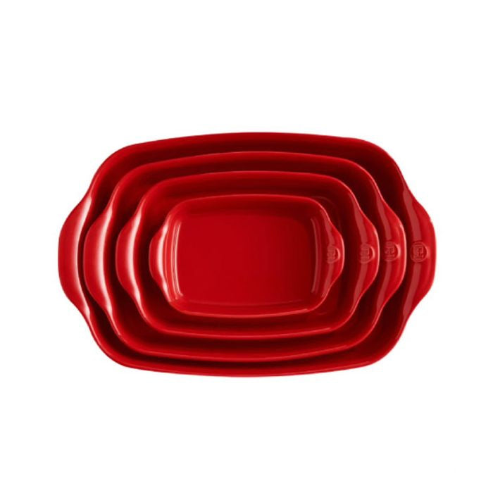 Emile Henry Rectangular Oven Dish-Set of red nesting dishes on a white background