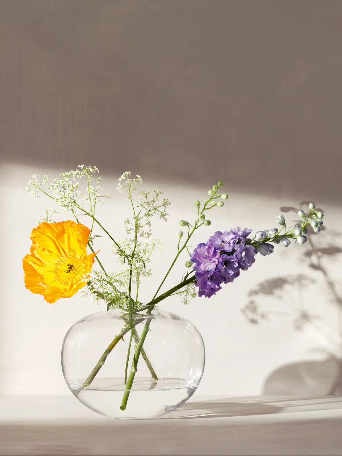 Flower Curved Bouquet Vase