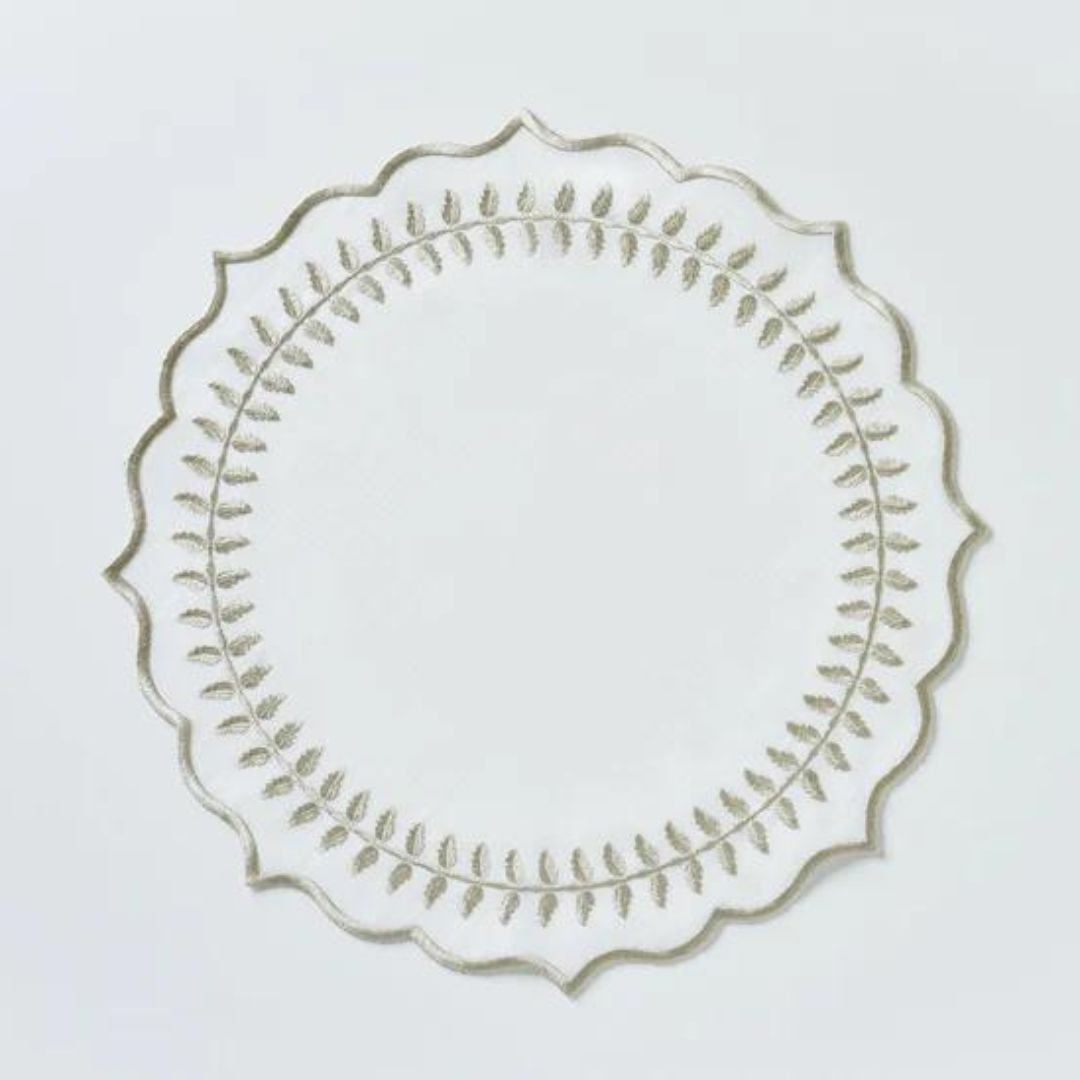 White linen table mat