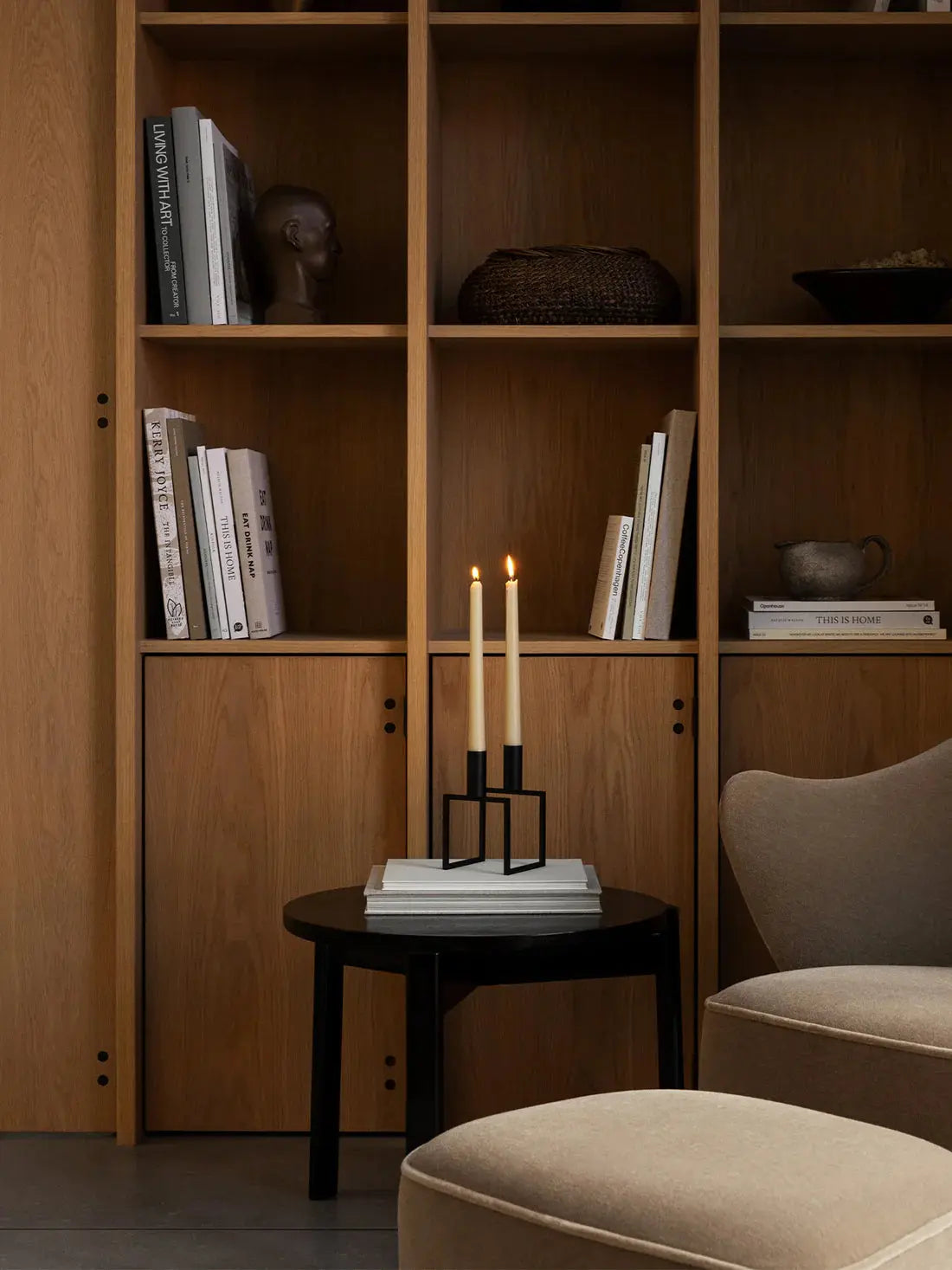 Line Candle Holder Audo, candle stand