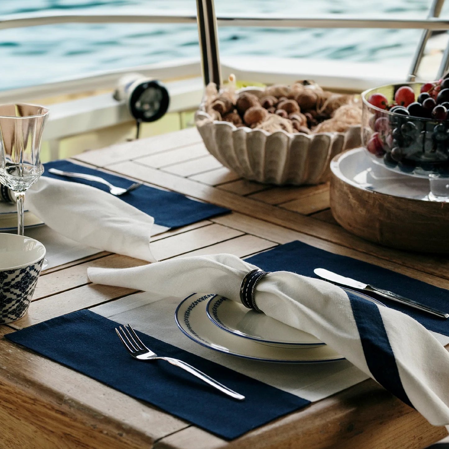 Dining table mat, cloth mat
