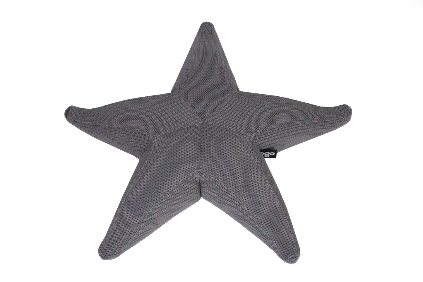 Ogo Starfish 3D-A green starfish-shaped pool float cushion with a textured fabric surface.
