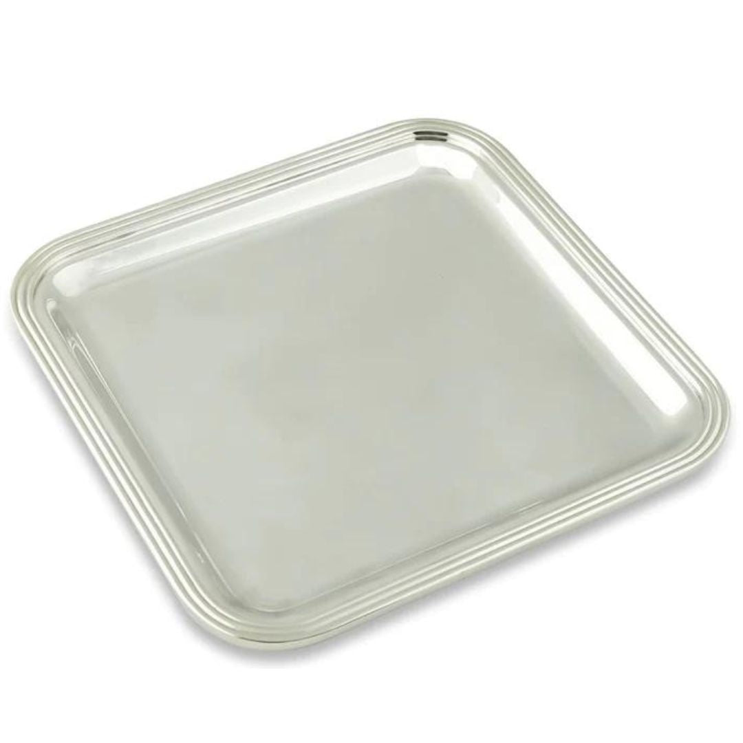Flat tray for serving