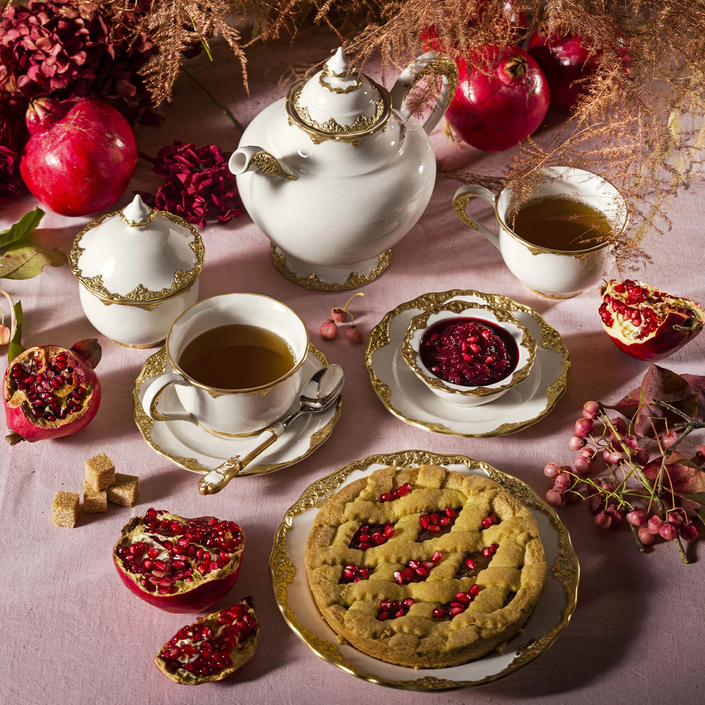 Irene White & Gold Tea Pot