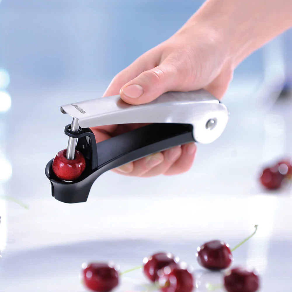 DROPIO Cherry and Olive Pitter