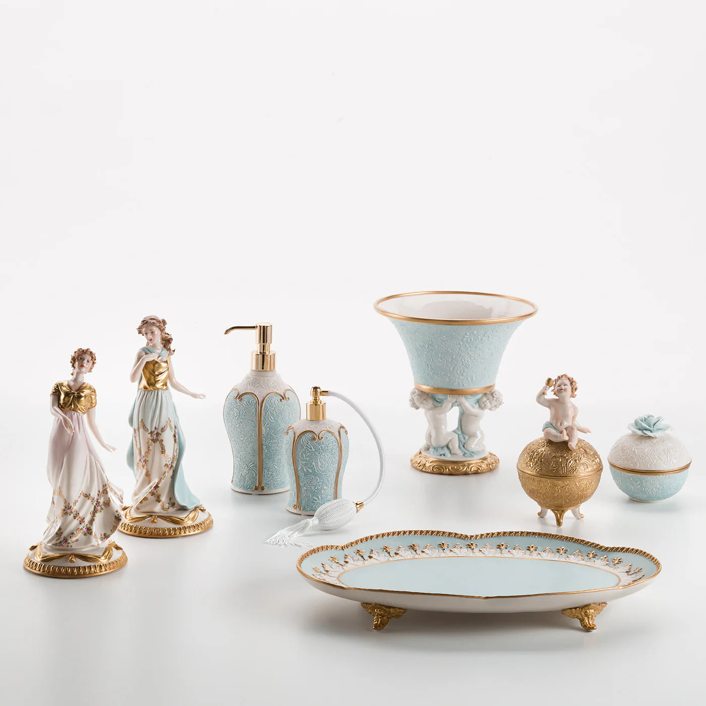 Damask Bowl with Amorini