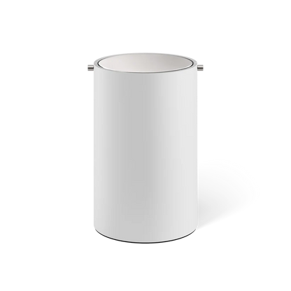 Bath Tub With a Hinged Lid