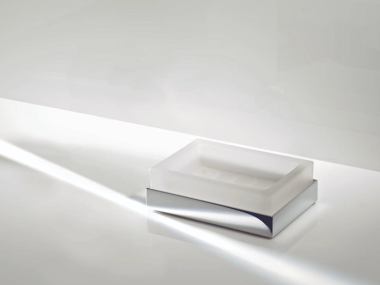Co Sts soap dish