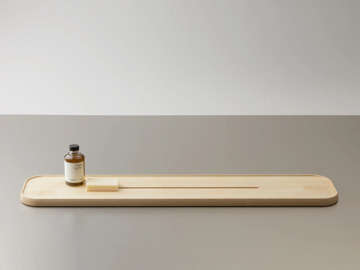 Bathtub shelf