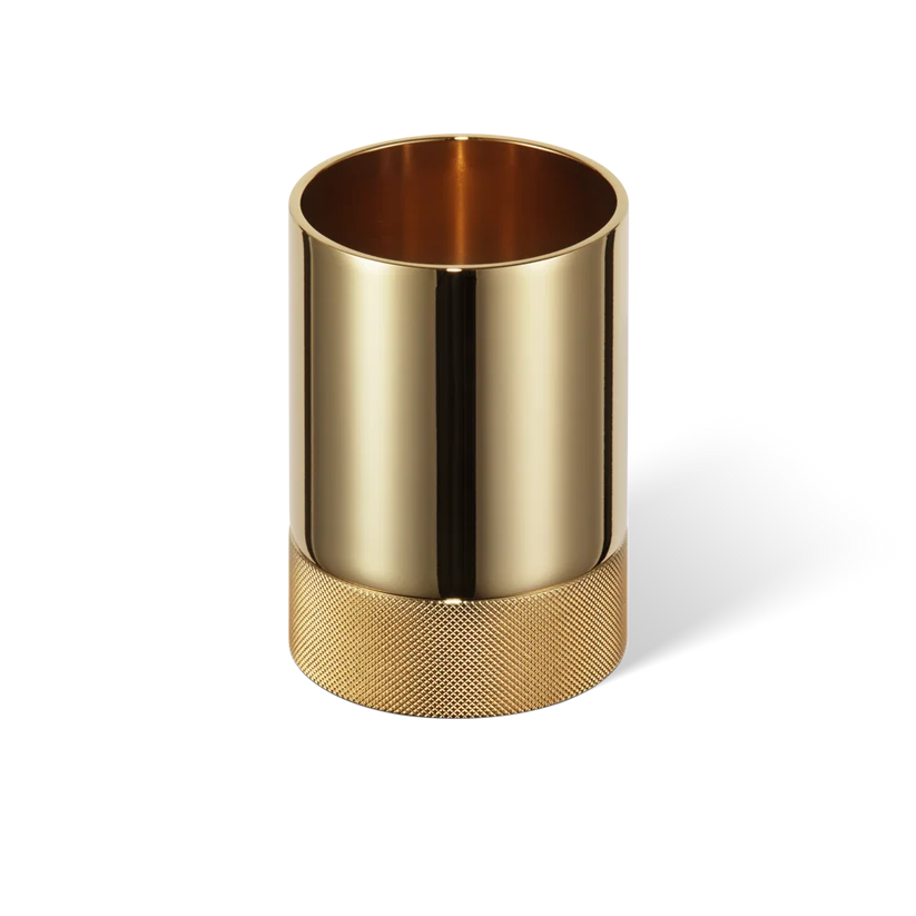 Club Container