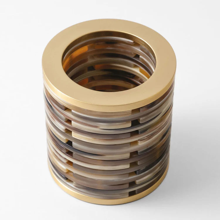 Round Pen Holder in Horn