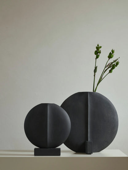 Guggenheim Vase, Big  Coffee