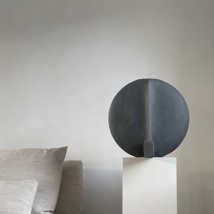 Guggenheim Vase, Big  Coffee