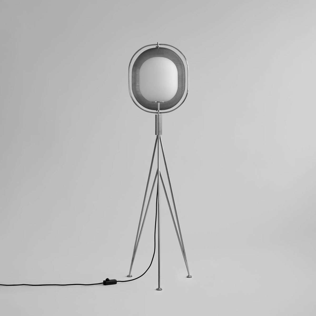 Pearl Floor Lamp - Chrome