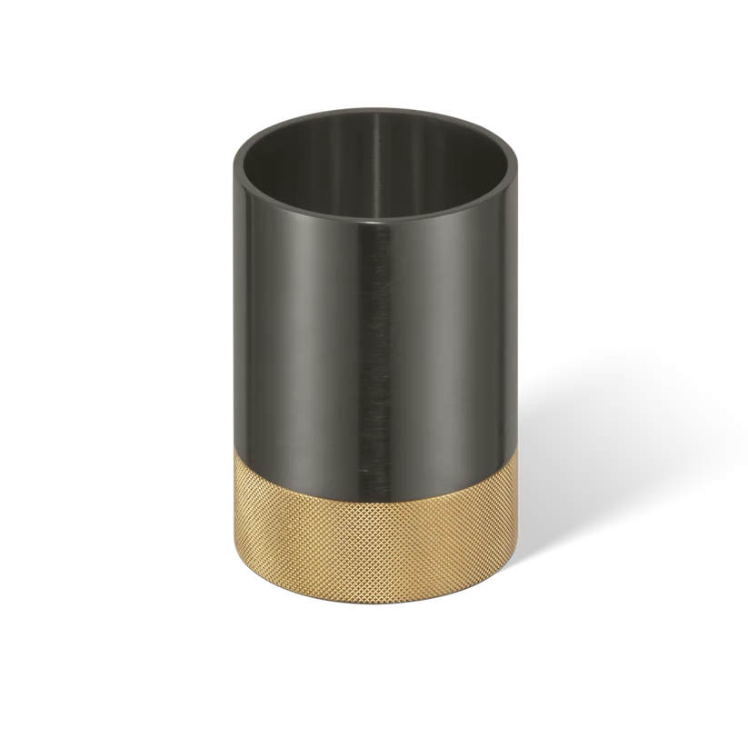 Club Container