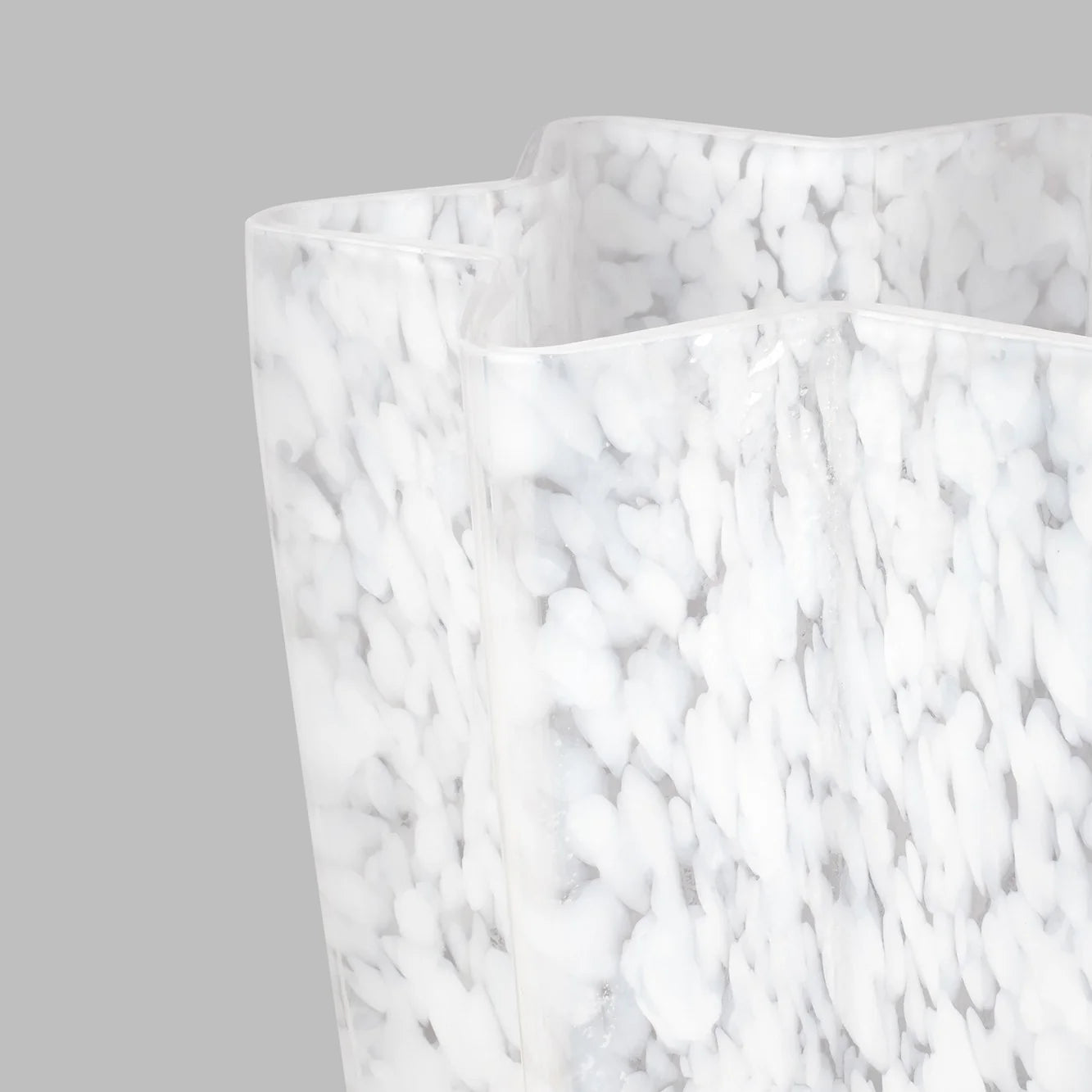 Opaline white Star Bucket