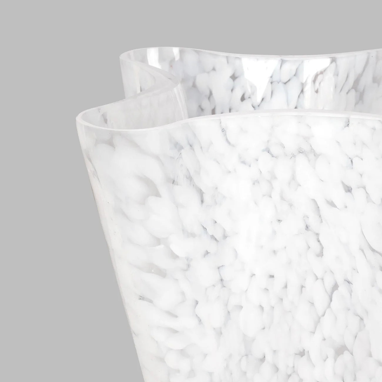 Opaline white Diamond Bucket