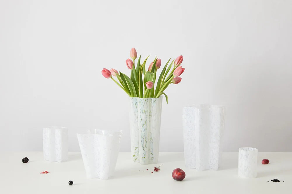 Opaline white Star Bucket