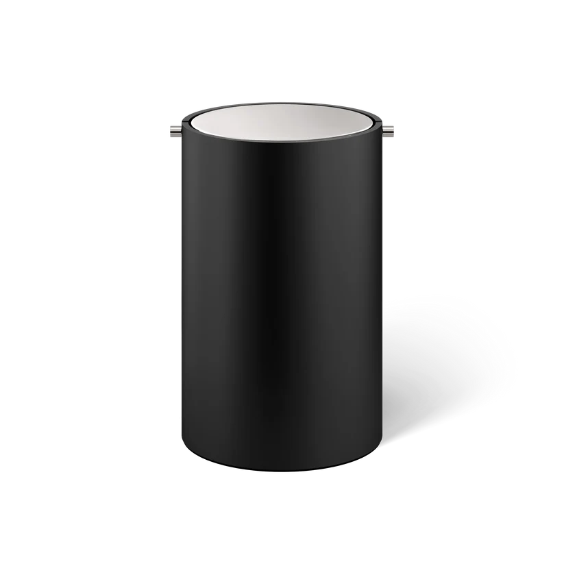 Bath Tub With a Hinged Lid