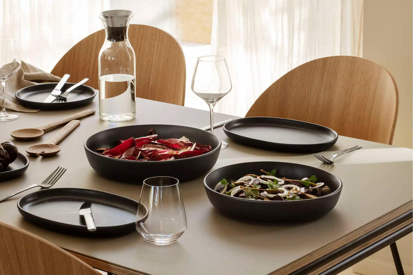 Nordic kitchen shallow salad bowl