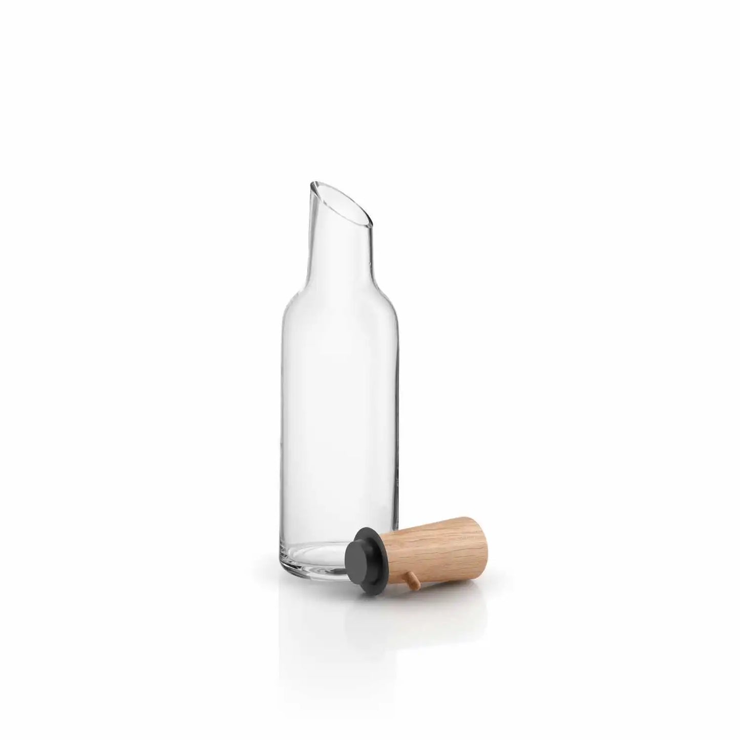 Glass carafe w/wood stopper