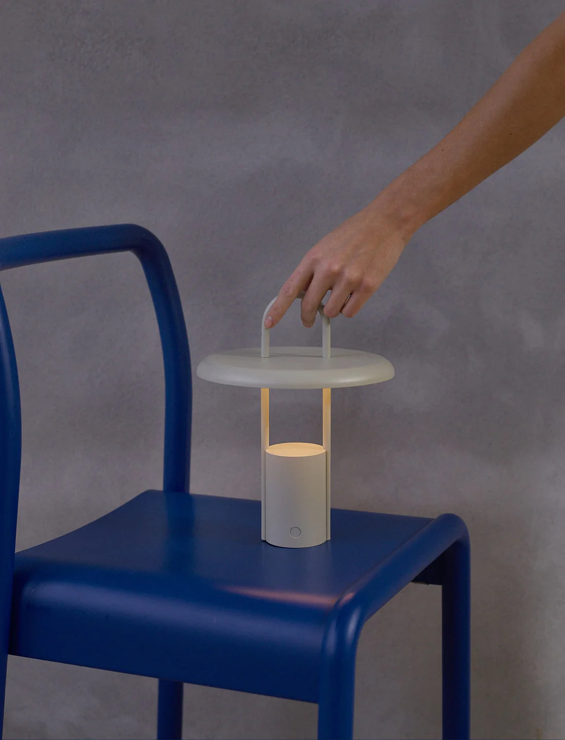 Pier Portable LED Lamp