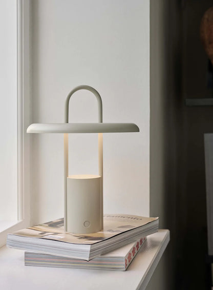Pier Portable LED Lamp