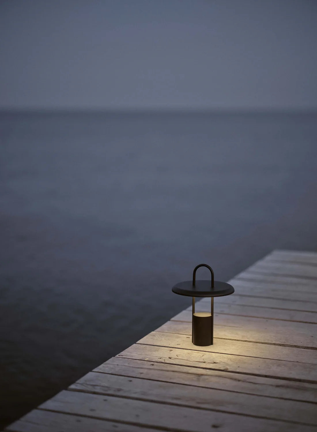 Pier Portable LED Lamp
