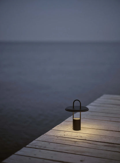 Pier Portable LED Lamp