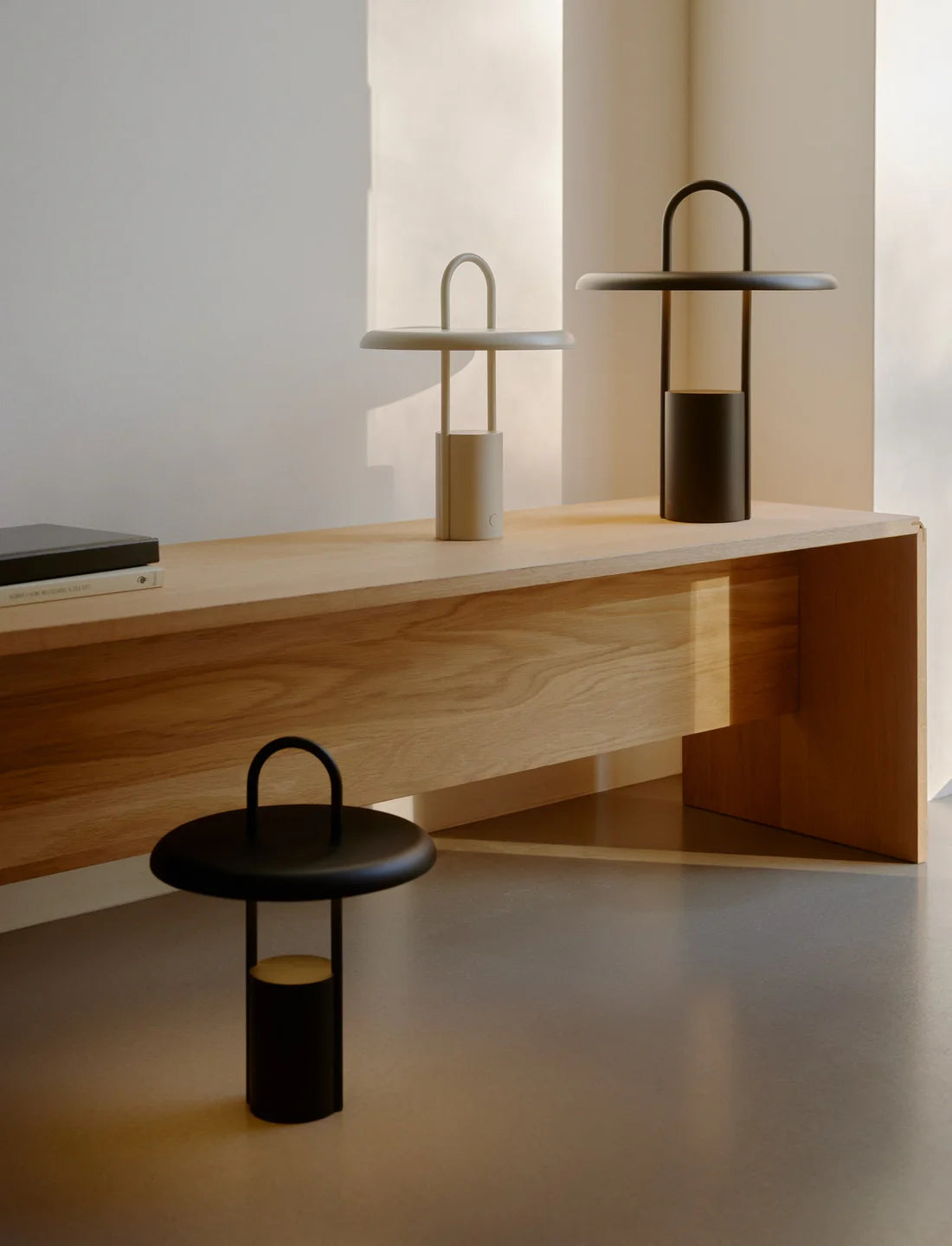 Pier Portable LED Lamp