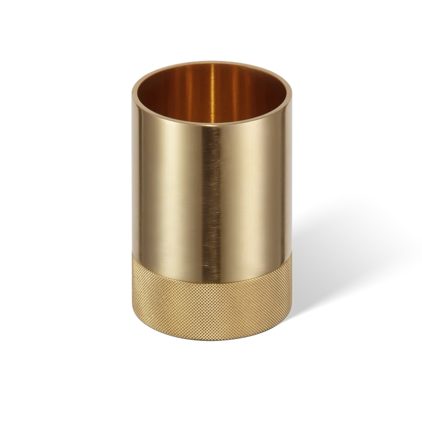 Club Container