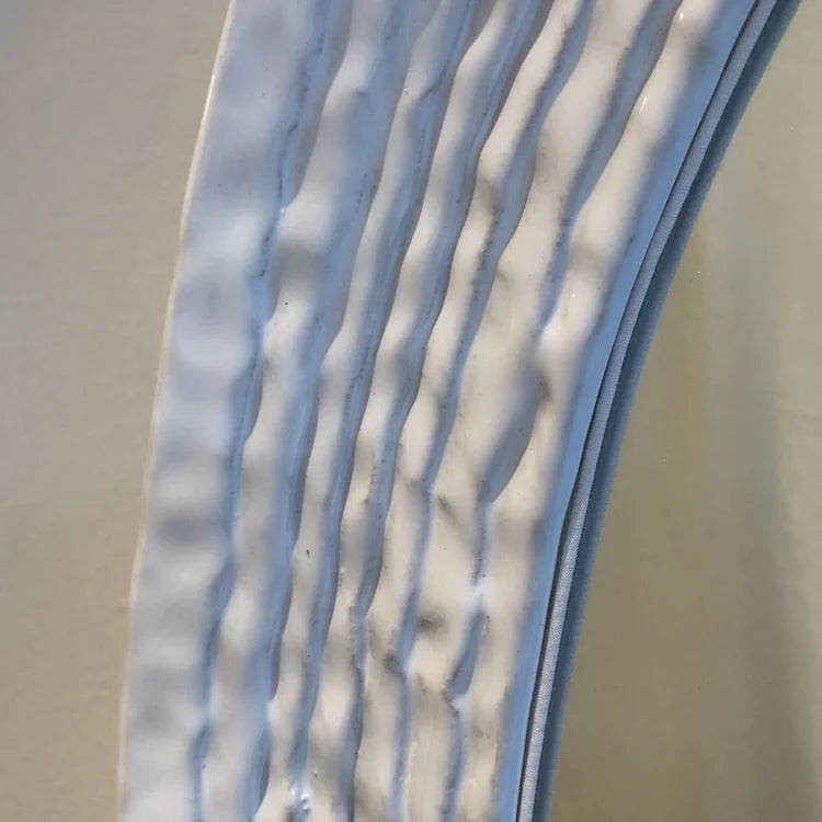 Ellissi White Mirror