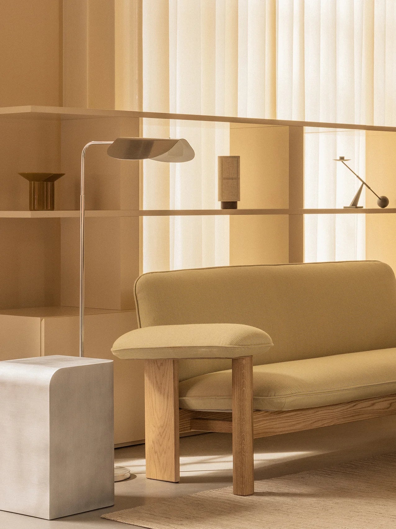 Volume Side Table Aluminium