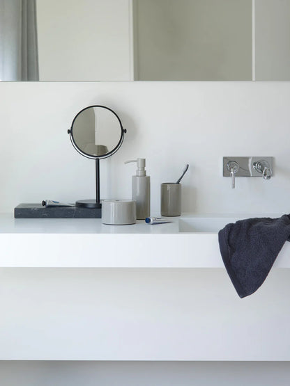 Beau Mirror