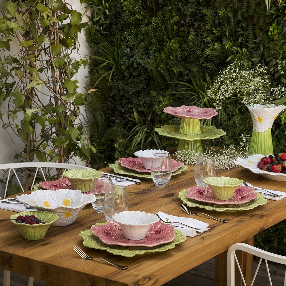 Bordallo Pinheiro Maria Flor Green Cake Stand