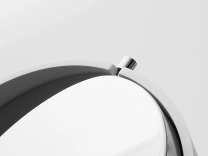 Bath Tub With a Hinged Lid