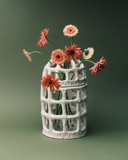 Pique-Fleurs Vase - White Rosie