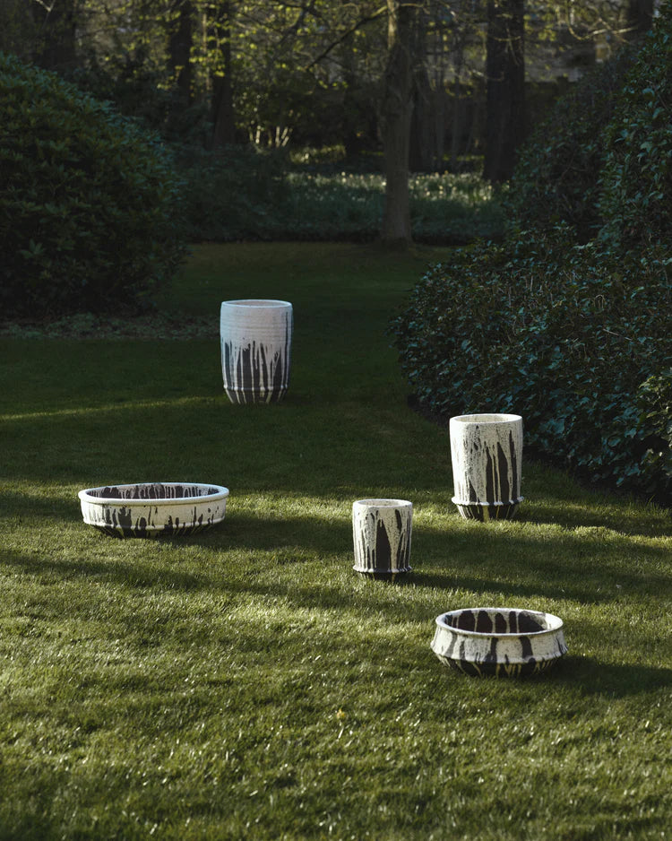 Planter 02 L - Off-White/Dark Brown Dune