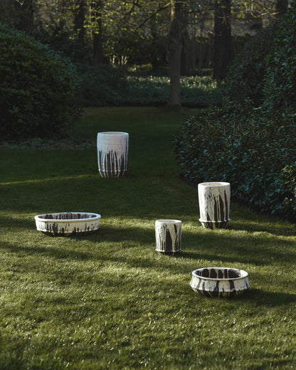 Planter 02 L - Off-White/Dark Brown Dune
