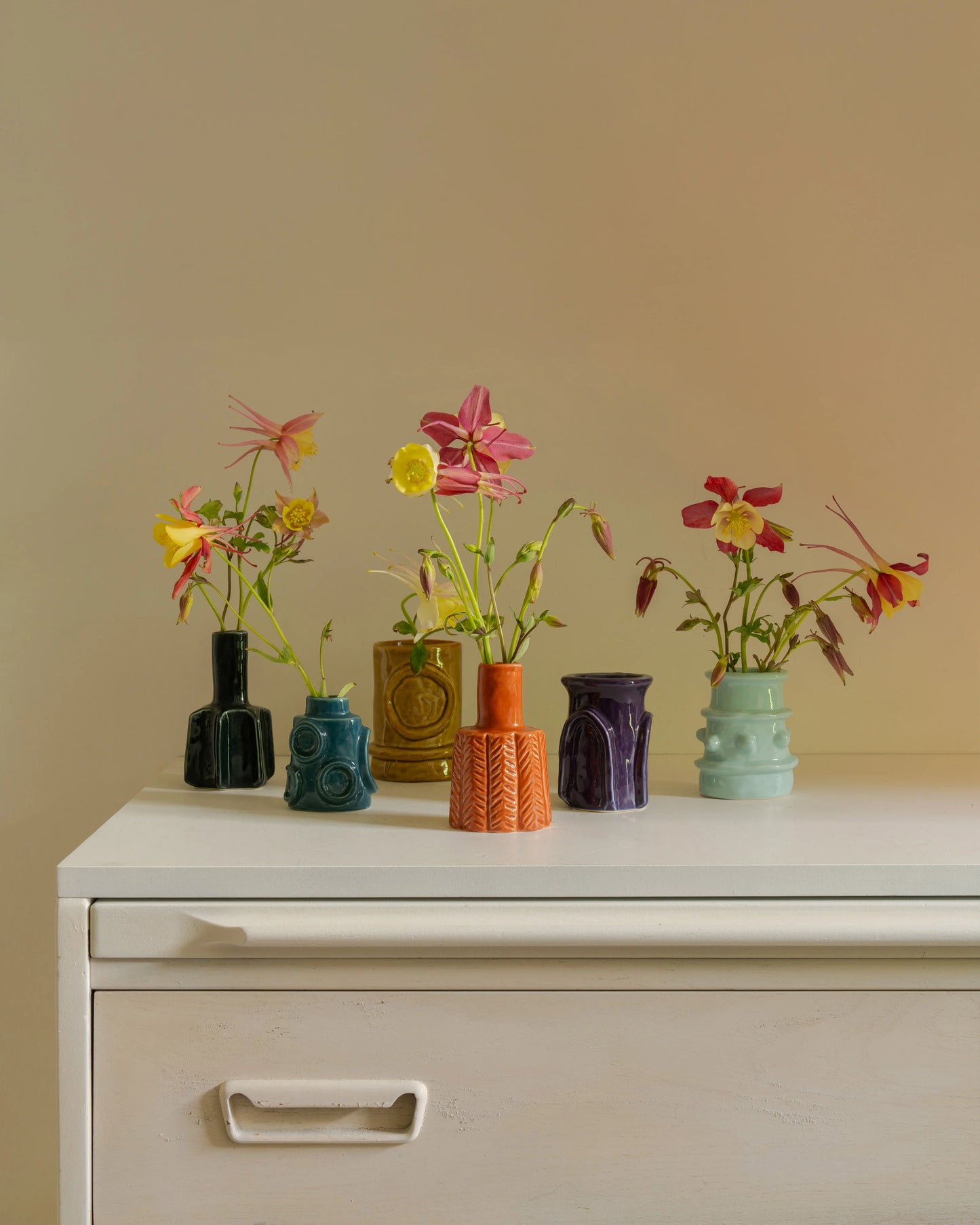 Vase – 6pcs Assorted Glazed Molly