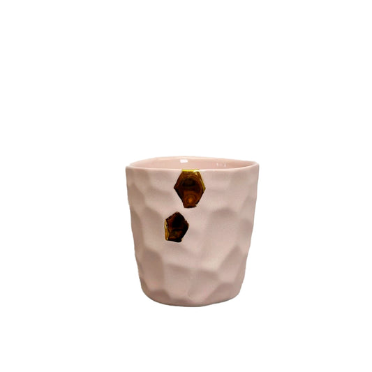 White ceramic Gahwa cups with gold leaf design on a white background