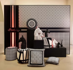 Magnum Horse Head – Optical