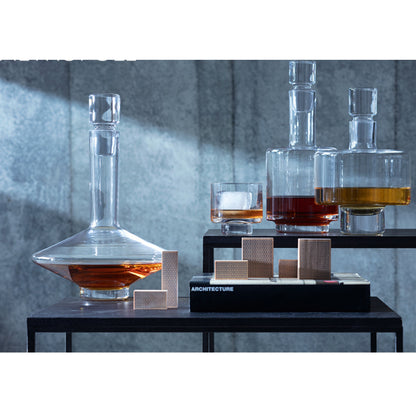 Glass decanter