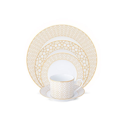 Dinnerware set