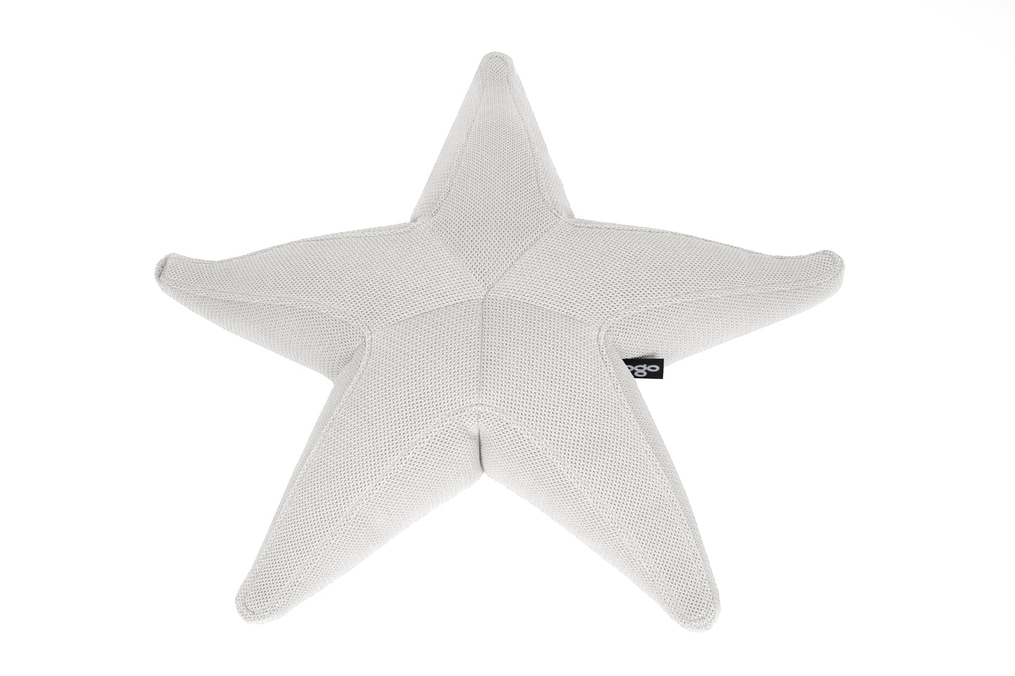 Ogo Starfish 3D-A green starfish-shaped pool float cushion with a textured fabric surface.